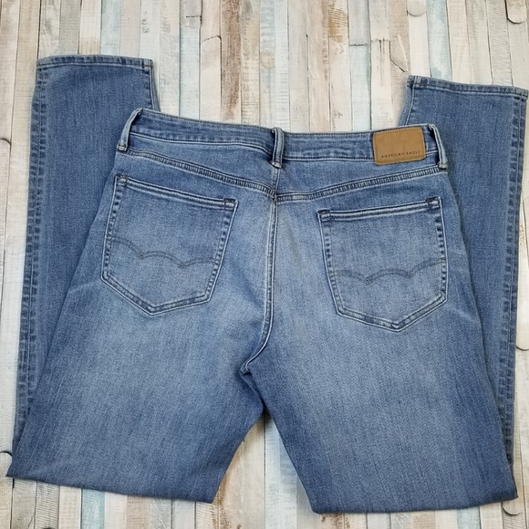 American Eagle Athletic Fit Jeans - Picture 4 of 9